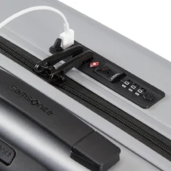 Samsonite Quadrix 4 Wheel Cabin Suitcase - 55cm -Luggage Superstore 138274 1776 QUADRIX SPINNER 5520 TECH CONNECTION 20140.1692269207