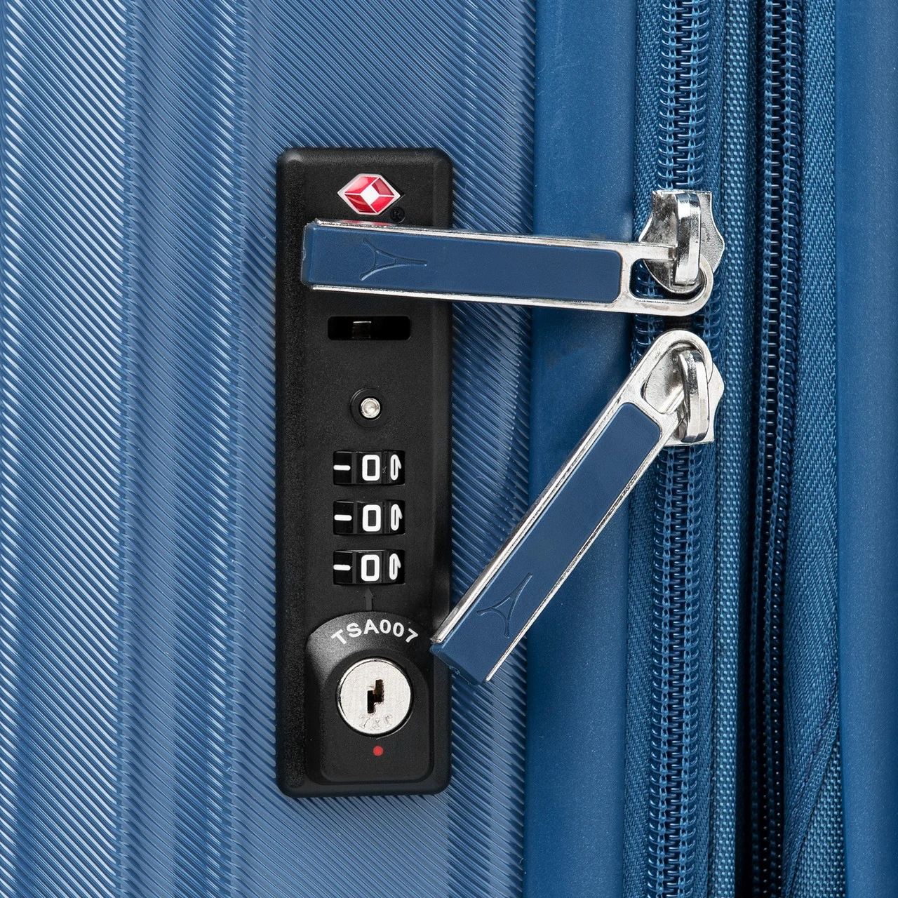 Travelpro Maxlite Air Expandable Cabin Suitcase - 55cm 16 Travelpro Maxlite Air Expandable Cabin Suitcase - 55cm - Image 16