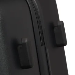 Samsonite Quadrix 4 Wheel Cabin Suitcase - 55cm -Luggage Superstore QUADRIX SPINNER BOTTOM STUD 1 30326.1689862657