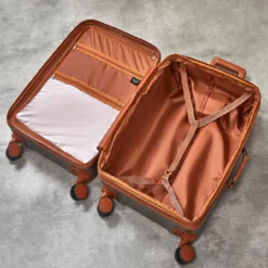Rock Carnaby 4 Wheel Exp Cabin Suitcase - 56cm -Luggage Superstore Rock Carnaby TR 0219 PLA Interior 65180.1660573766