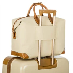 Bric's Firenze Medium Clipper Cabin Holdall - 55cm 9 Bric's Firenze Medium Clipper Cabin Holdall - 55cm -Luggage Superstore bbj20202 014 02 prdd 2 97861.1684311178